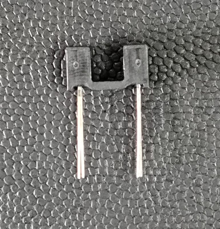 ZGY9707(ITR) DIP-4 Photointerrupters Slot Type Transistor Output A1971 - View 1