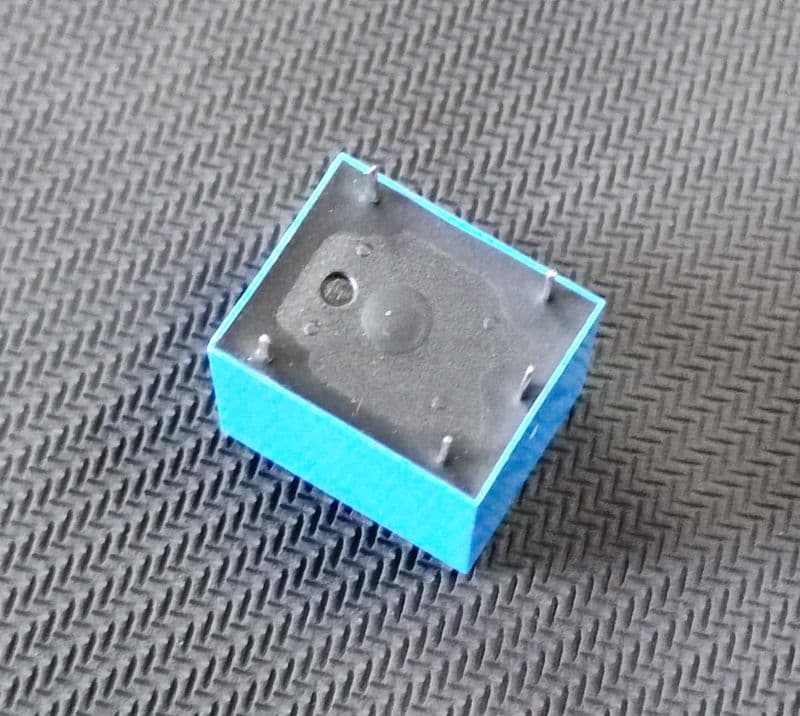 5V 10A RELAY HL SPDT PCB Mount Sugar Cube 19x15x15MM HL ET5115 - View 2