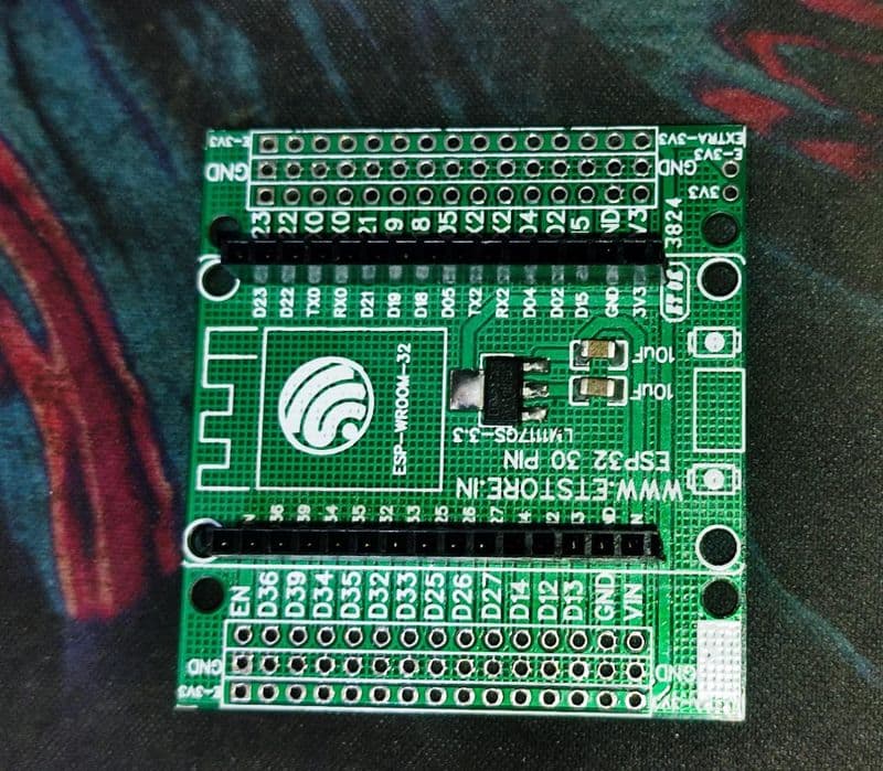 ESP32 30 PIN BREAKOUT BOARD WITH 3.3V REGULATOR 30PIN ET11057 - View 3