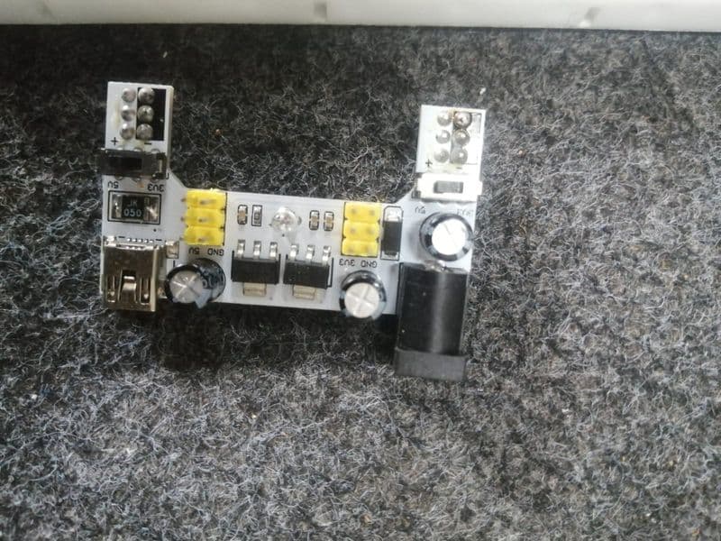 MB102 DC 7-12V Mini USB Interface Breadboard Power Supply Module ET9756 - View 2
