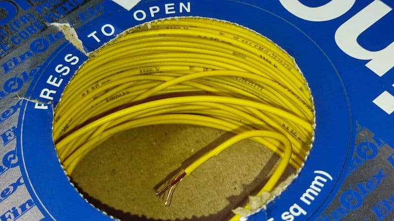YELLOW 1meter 0.5Sqmm 4A COPPER Cable FINOLEX WIRE ET2043 - View 1