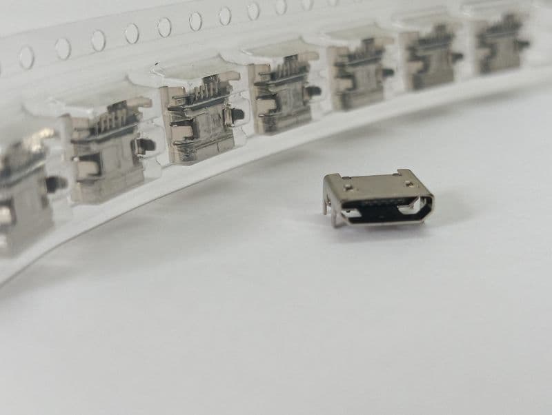 1A Horizontal Attachment 5P Female Micro-B SMD USB Connector(Pack of 5) - View 1