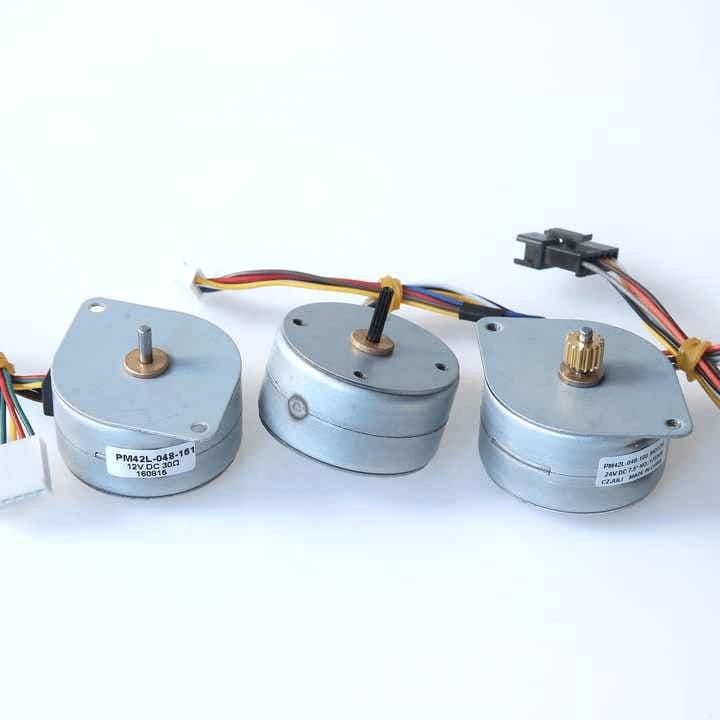 Compact PM42S-048 Bipolar Stepper Motor - View 3