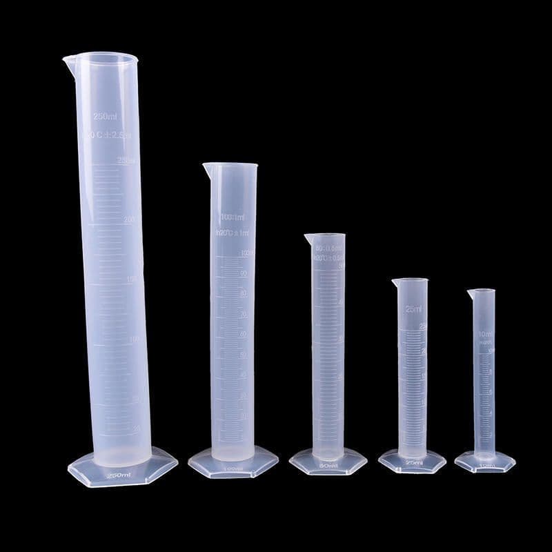 Measuring Cylinder 500ml (Clear Plastic) - View 3
