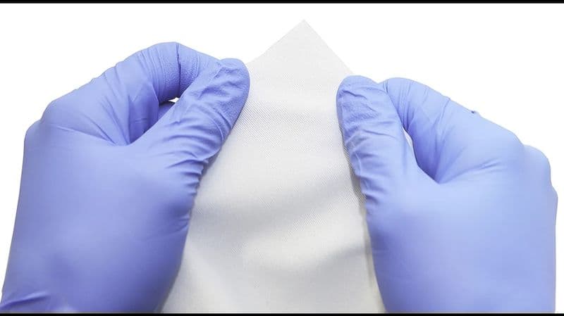 Small Cleanroom Poly Wipes ESD Safe - (150pcs approx) - View 2