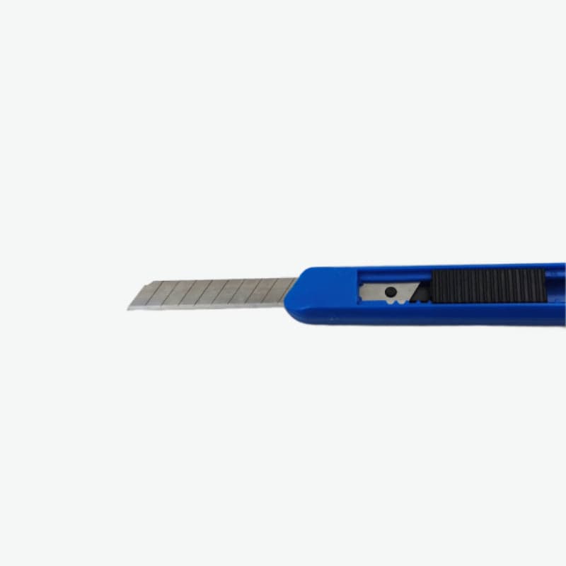 Taparia 9mm Snap Off Cutter - SKE9 - View 2