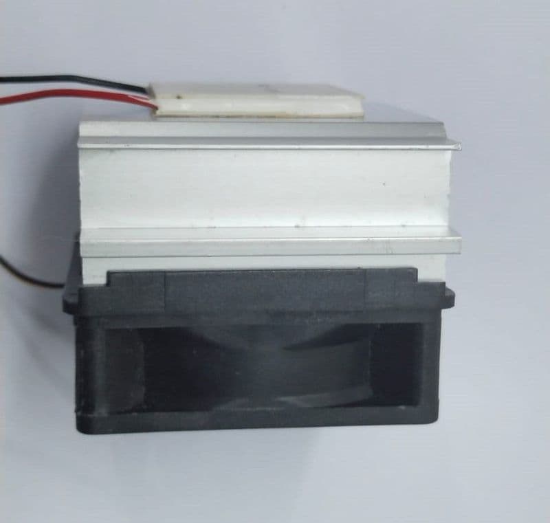 Peltier with Heatsink and Fan - View 1