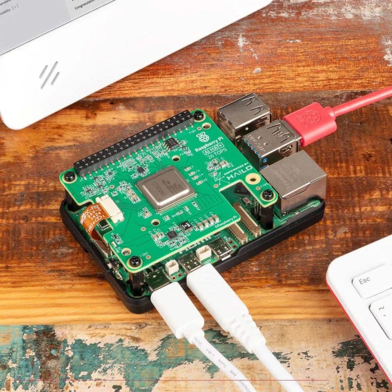 Official Raspberry Pi AI HAT+ 26 TOPS - View 3