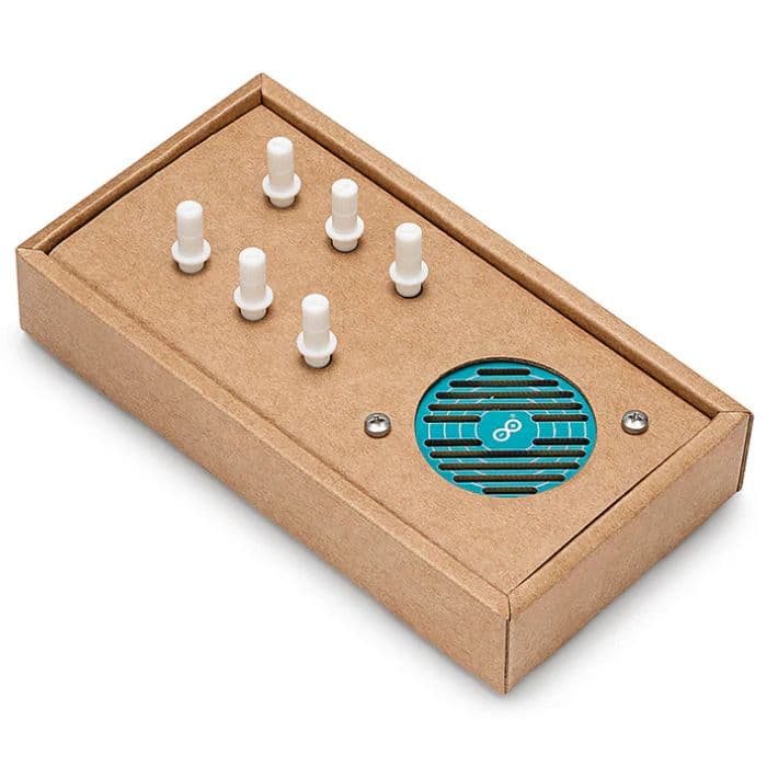 Official Arduino make your Uno Kit - View 2