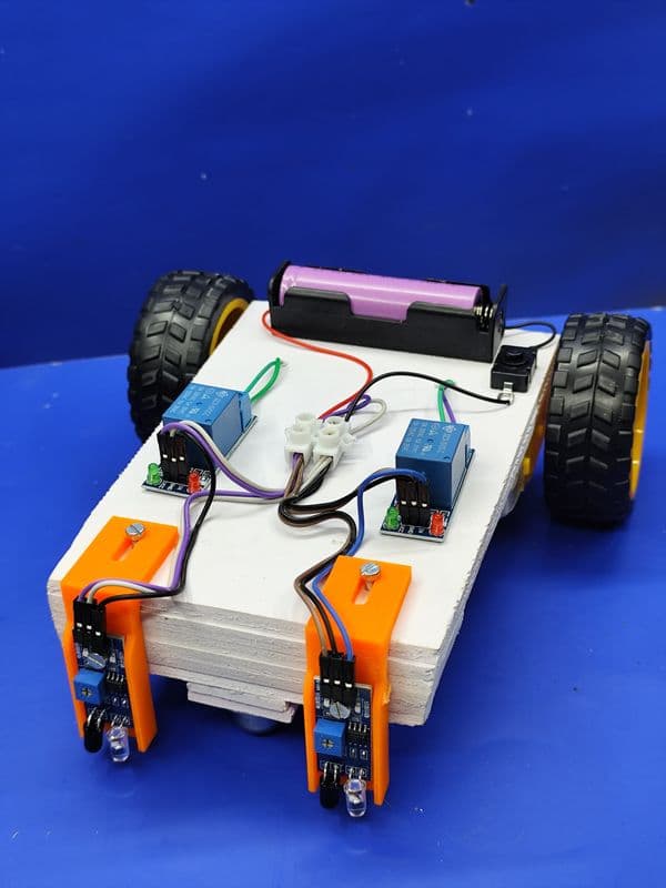 Line follower using Relay (Ready made) - View 2