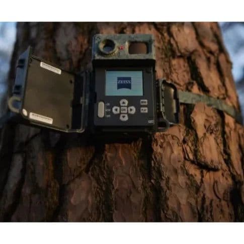 ZEISS Trail Wireless Camera Secacam 7 Classic – 32GB SD Card, Color LCD Display - View 2