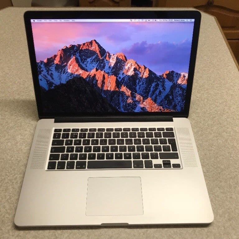Apple Macbook Pro Corei7 A1398 with 16 gb ram 256 ssd - View 1