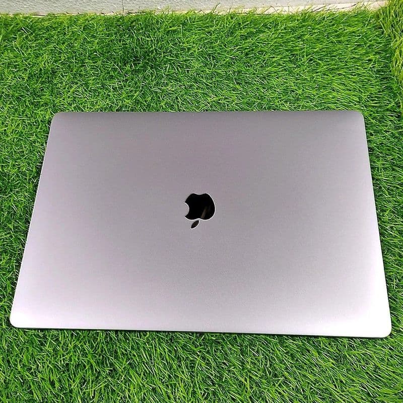 15" MACBOOK PRO - LATE 2019 - 16 GB RAM DDR4 -4 GB GRAPHICS - View 1