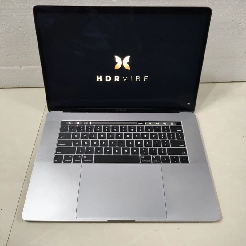 15' - A1990 MacBook Pro COREI9 - 2019 - 16 GB RAM / 512 SSD - View 1
