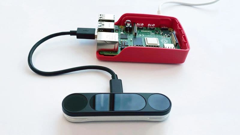 Leap Motion Controller 2 & Raspberry Pi 4 4GB Complete Kit - View 1