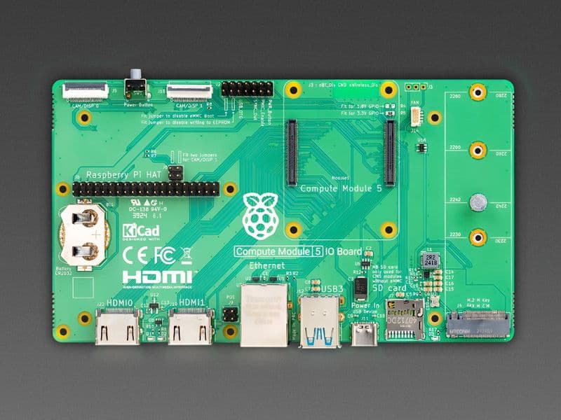 Raspberry Pi Compute Module 5 IO Board - View 1