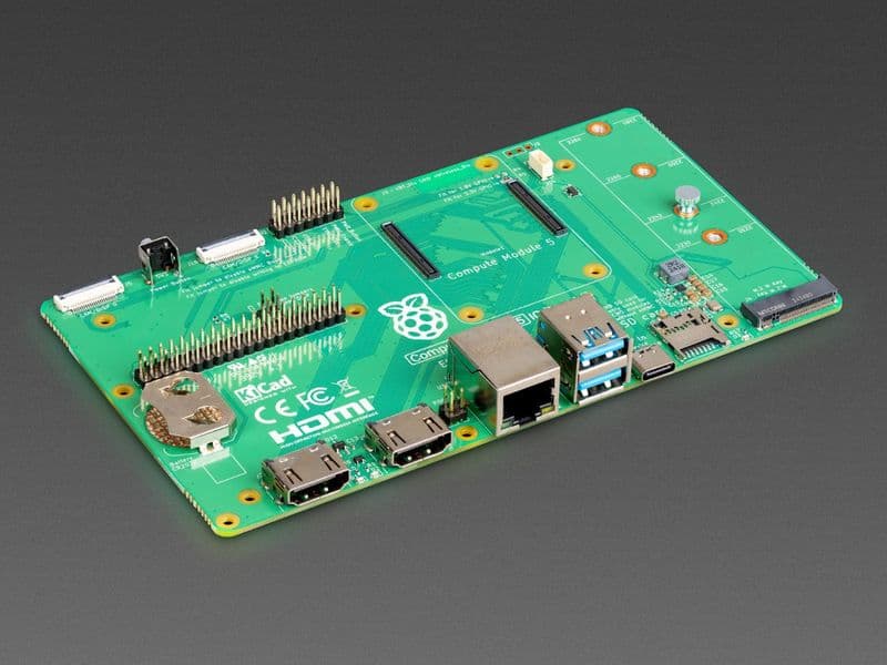 Raspberry Pi Compute Module 5 IO Board - View 2