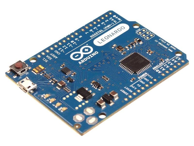 Arduino Leonardo without Headers - View 1