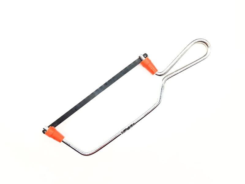 Hacksaw with 2 extra blades - View 1