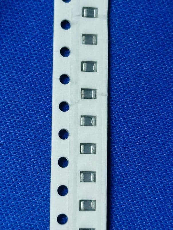 BLM21PG221SN1D 0805 Murata Electronics 45m? ±25% 220?@100MHz Ferrite Beads ETA2398 - View 1