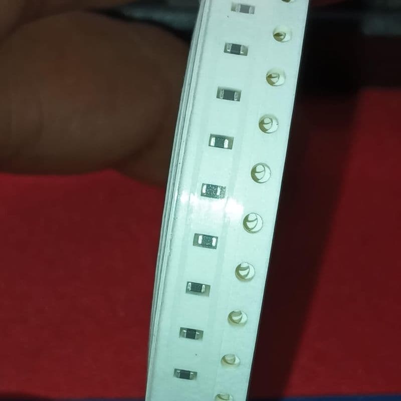BLM18PG181SN1D 0603 Murata Electronics 1500mA 90mΩ ±25% 180Ω@100MHz 0603 Ferrite Bead ETA2553 - View 1