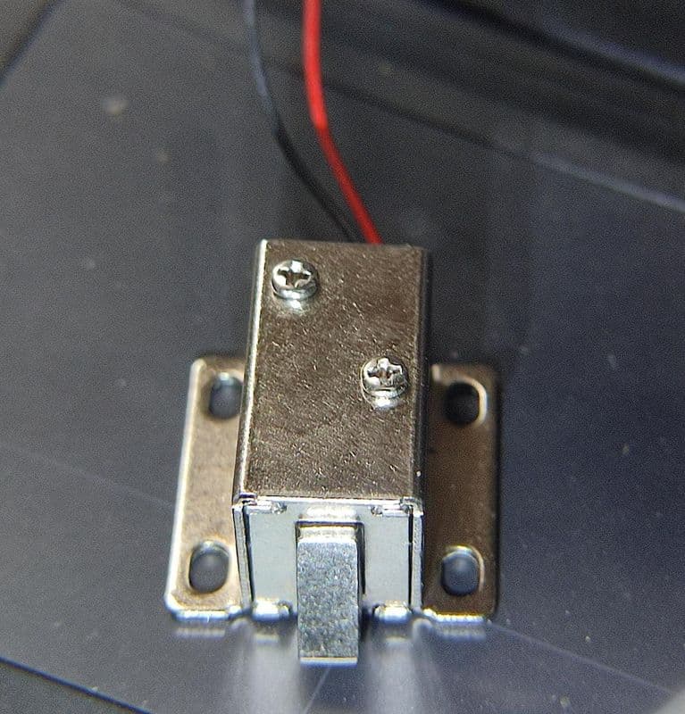 Mini Solenoid Lock 27x28x18mm 12VDC ET5950 - View 3