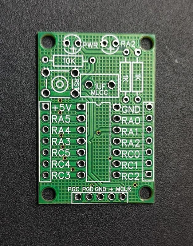 PCB FOR 14 PIN PIC DEVELOPMENT BOARD 5V ET9678 - View 1