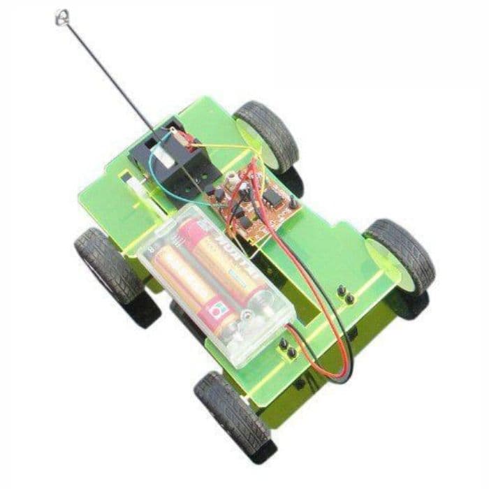 DIY Mini Battery Powered 4 Wheel Drive Car - View 1