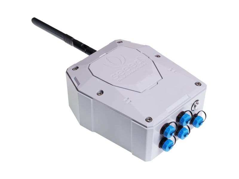 SenseCAP Sensor Hub 4G Data Logger - with built-in rechargeable battery version - View 1